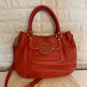 Authentic Tory Burch leather handbag Crossbody